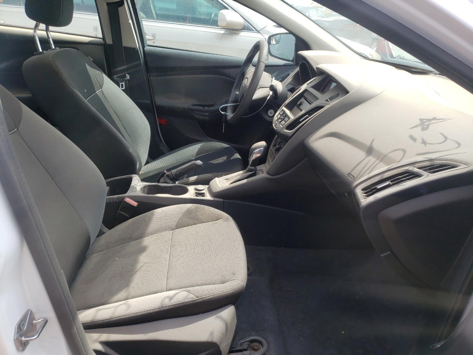 Photo 5 from auction – 2012 FORD FOCUS S with VIN 1FAHP3E24CL250232