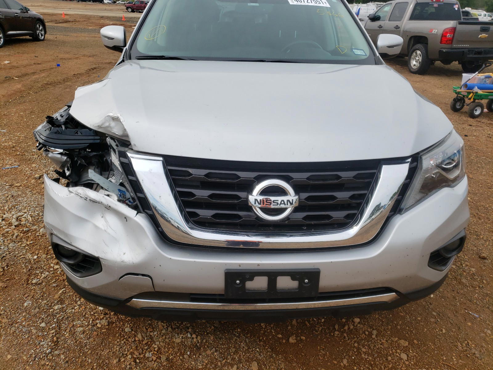 Photo 7 from auction – 2018 NISSAN PATHFINDER with VIN 5N1DR2MN2JC605366