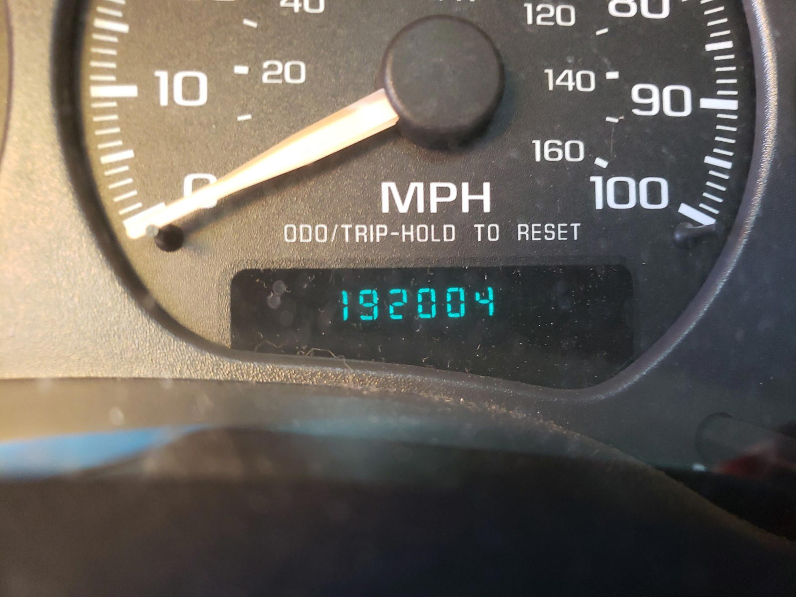 Photo 8 from auction – 2002 CHEVROLET BLAZER with VIN 1GNCT18WX2K130269