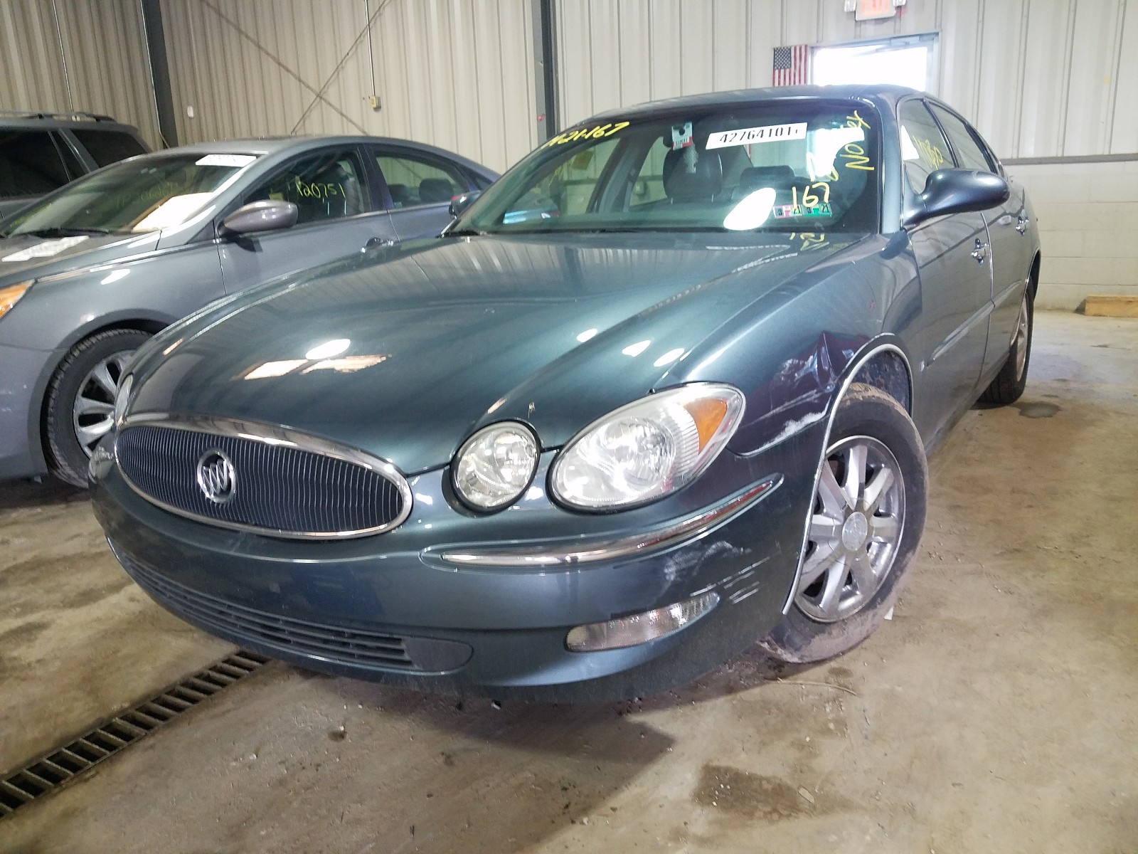 Photo 2 from auction – 2006 BUICK LACROSSE C with VIN 2G4WD582961189001
