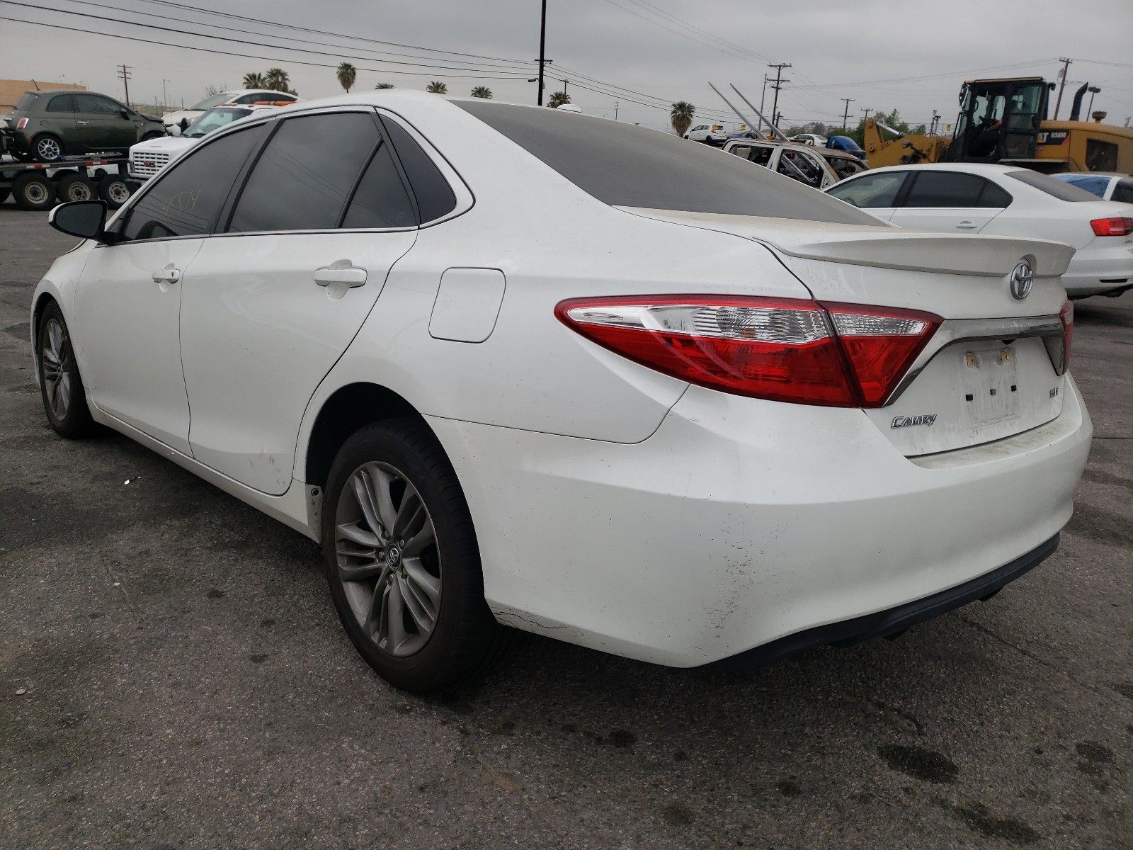 Photo 3 from auction – 2017 TOYOTA CAMRY LE with VIN 4T1BF1FK0HU429631