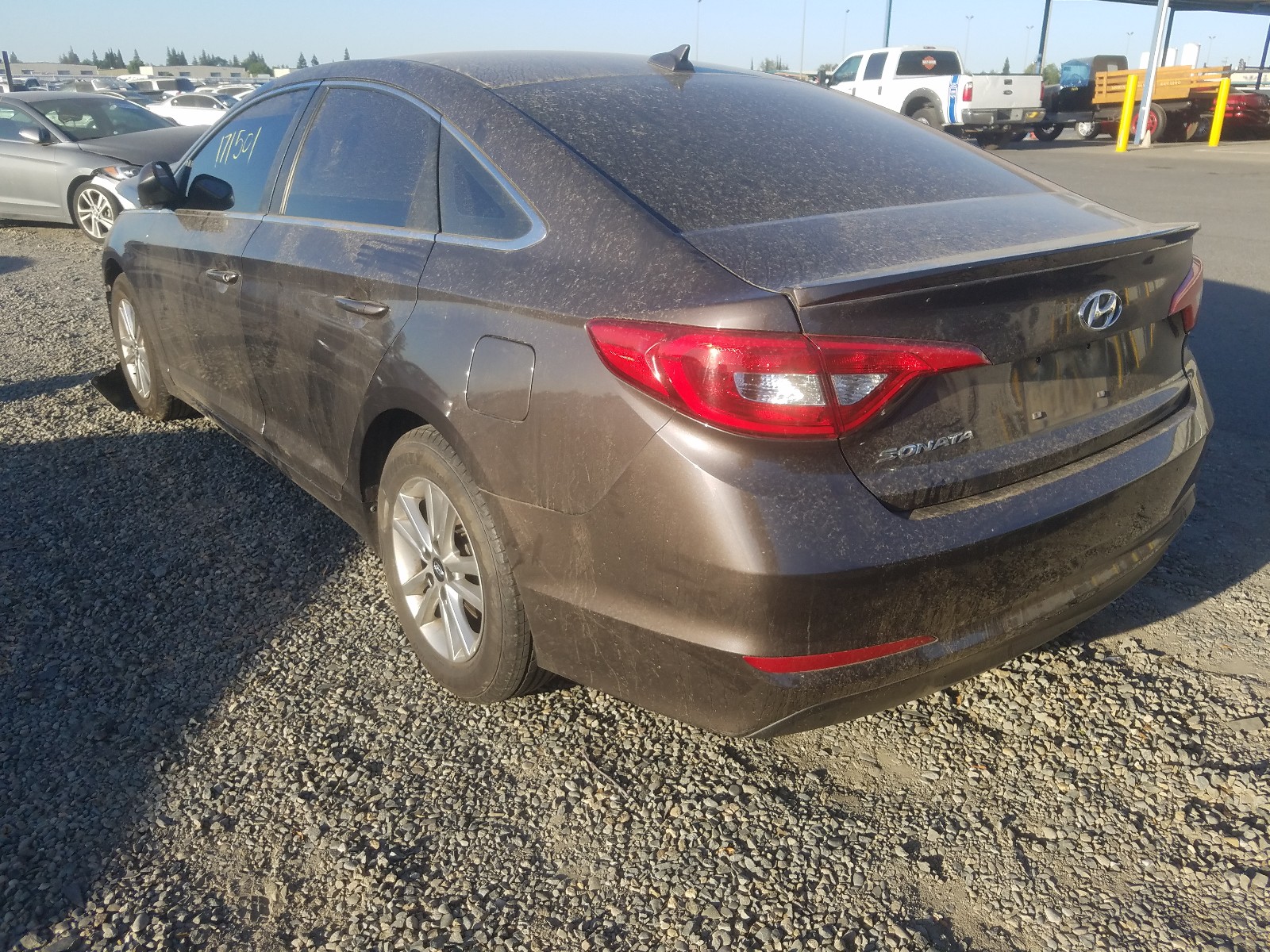 Photo 3 from auction – 2016 HYUNDAI SONATA SE with VIN 5NPE24AF5GH408307