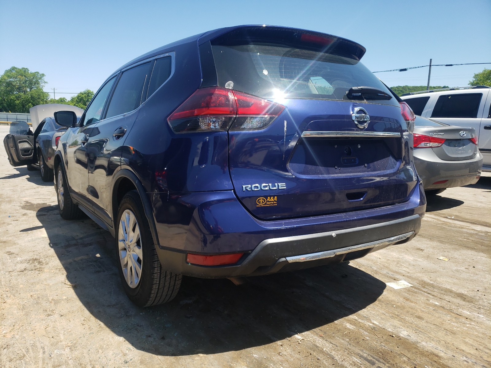 صورة رقم 3 من المزاد - 2018 NISSAN ROGUE S مع VIN KNMAT2MT6JP573554