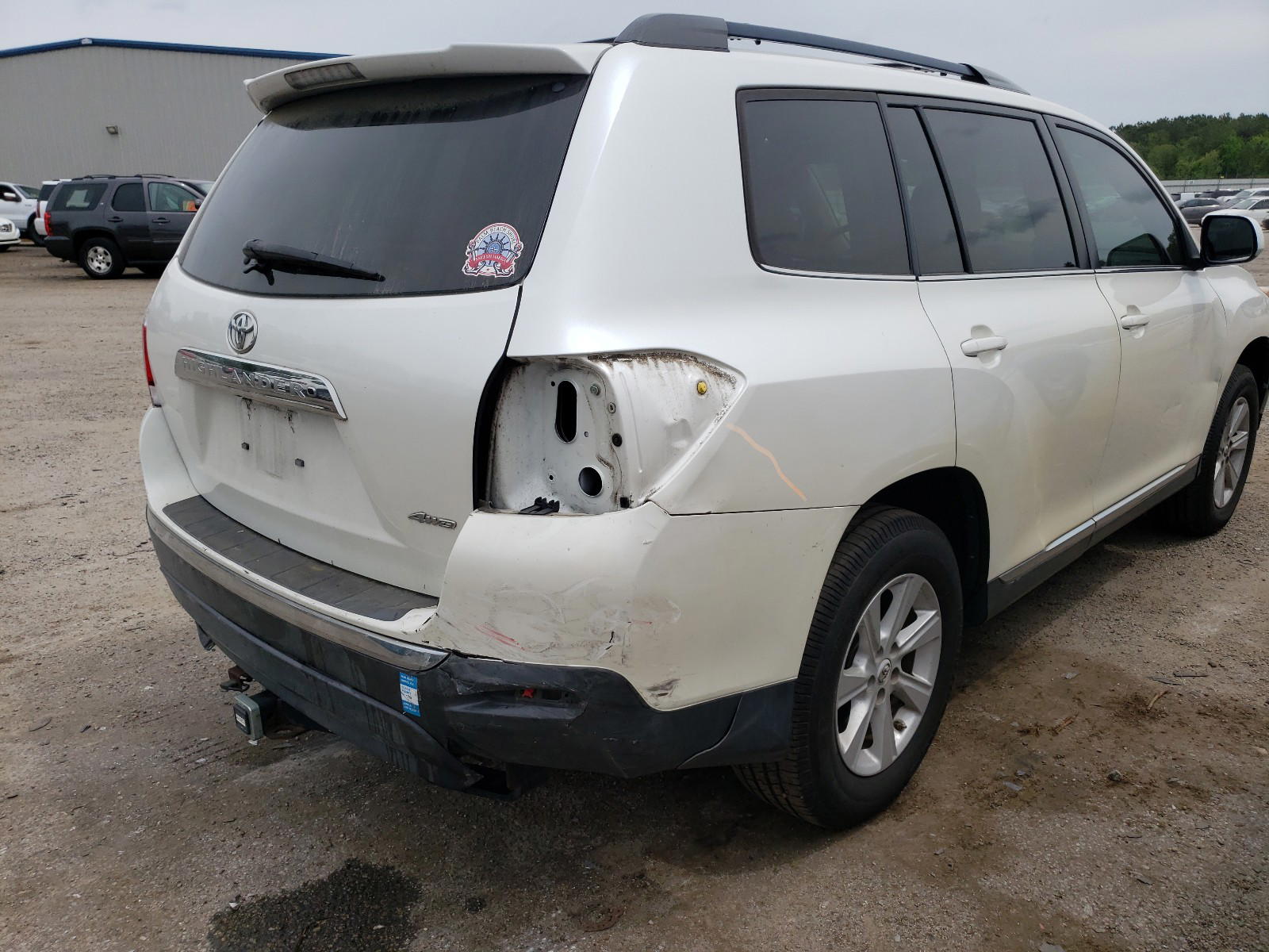 Photo 9 from auction – 2012 TOYOTA HIGHLANDER with VIN 5TDBK3EH6CS128781