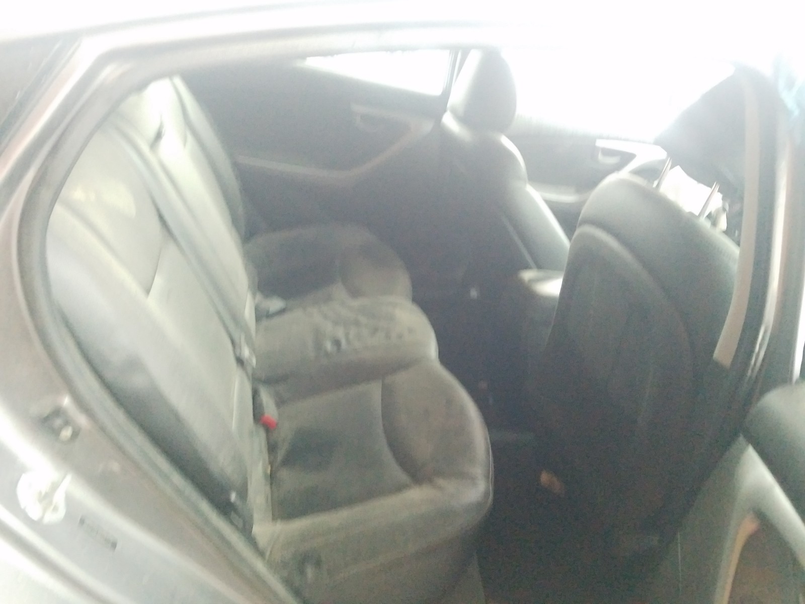 Photo 6 from auction – 2011 HYUNDAI ELANTRA GL with VIN 5NPDH4AE9BH043771
