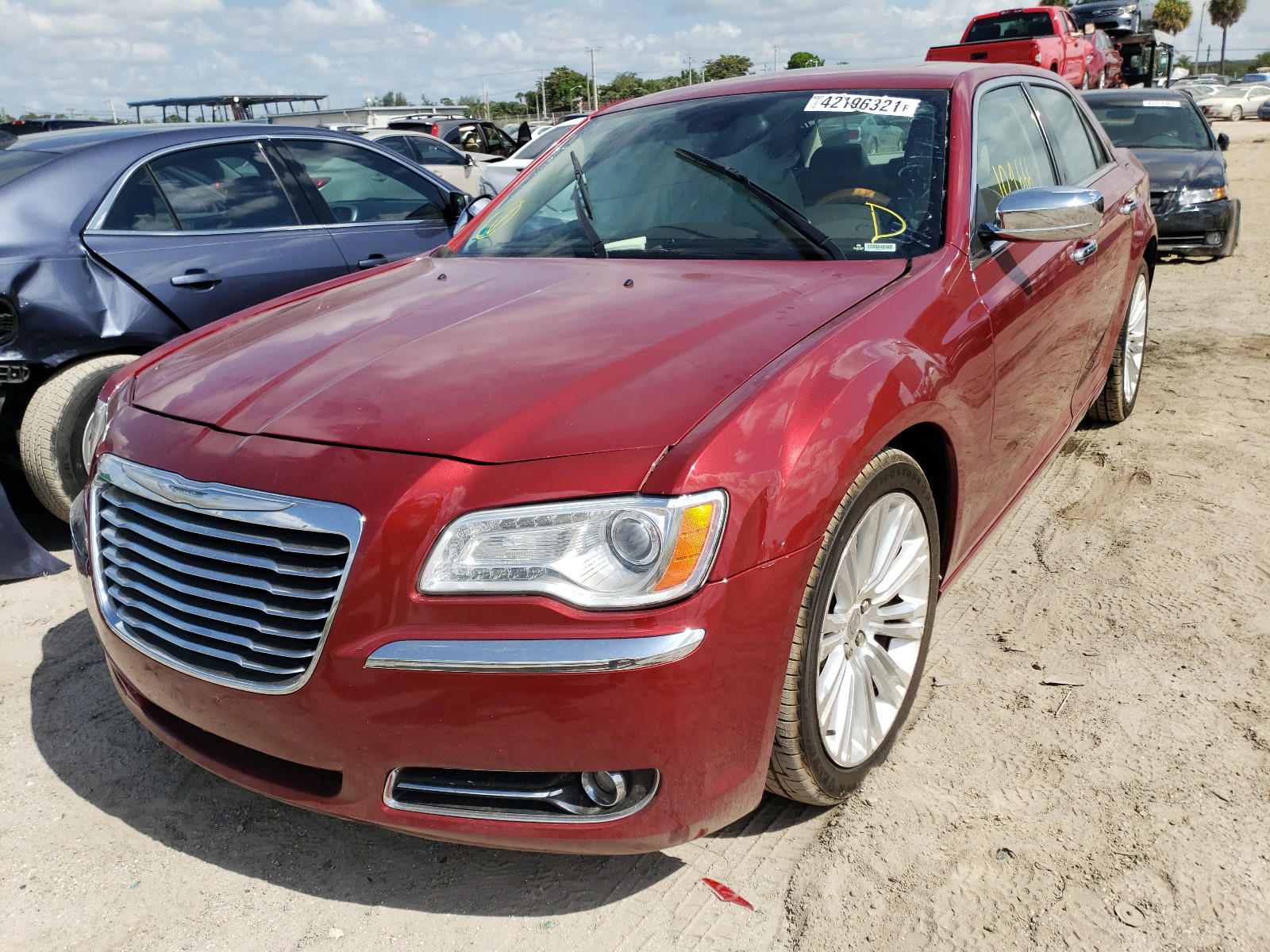 Photo 2 from auction – 2012 CHRYSLER 300C with VIN 2C3CCAET2CH274592