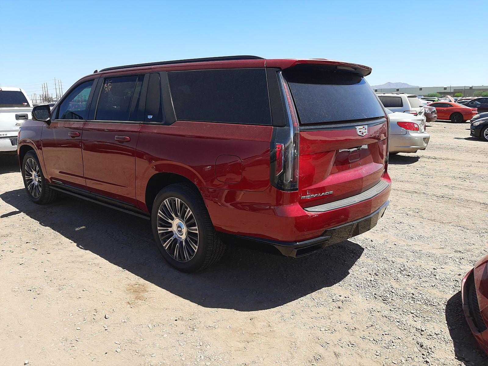 Photo 3 from auction – 2021 CADILLAC ESCALADE E with VIN 1GYS3RKL1MR166941