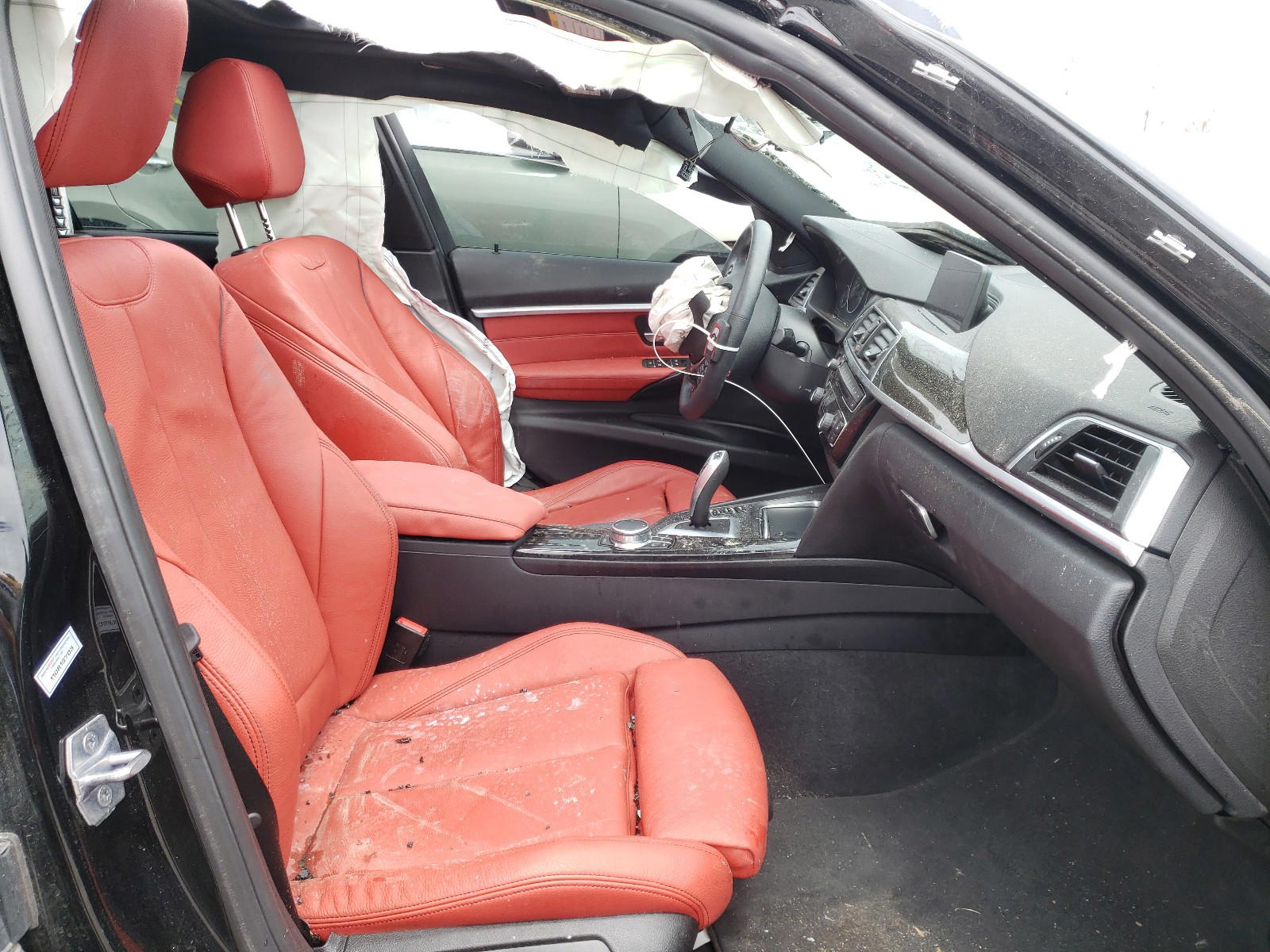 Photo 5 from auction – 2018 BMW 330 XI with VIN WBA8D9C51JA608475