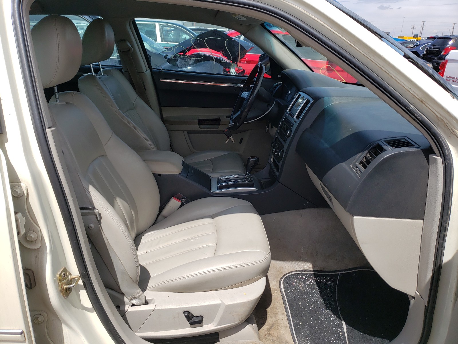 Photo 5 from auction – 2006 CHRYSLER 300C with VIN 2C3KK63H56H340924