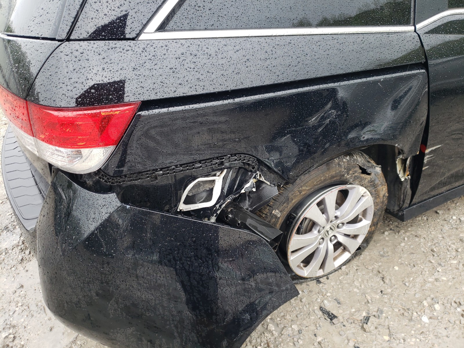 Photo 9 from auction – 2015 HONDA ODYSSEY EX with VIN 5FNRL5H65FB018976