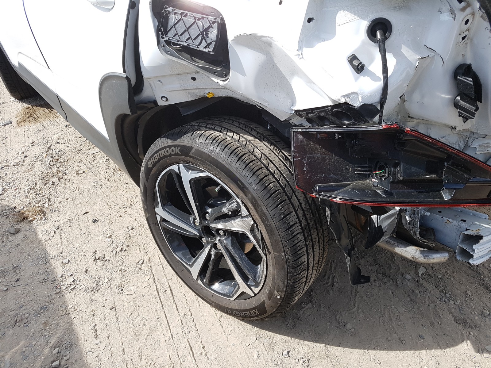 Photo 9 from auction – 2021 CHEVROLET TRAILBLAZE with VIN KL79MTSL8MB004566