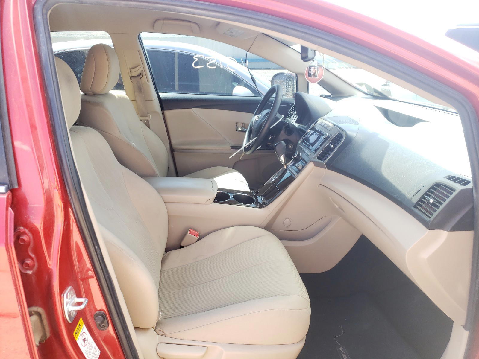 Photo 5 from auction – 2011 TOYOTA VENZA with VIN 4T3BA3BB2BU022957