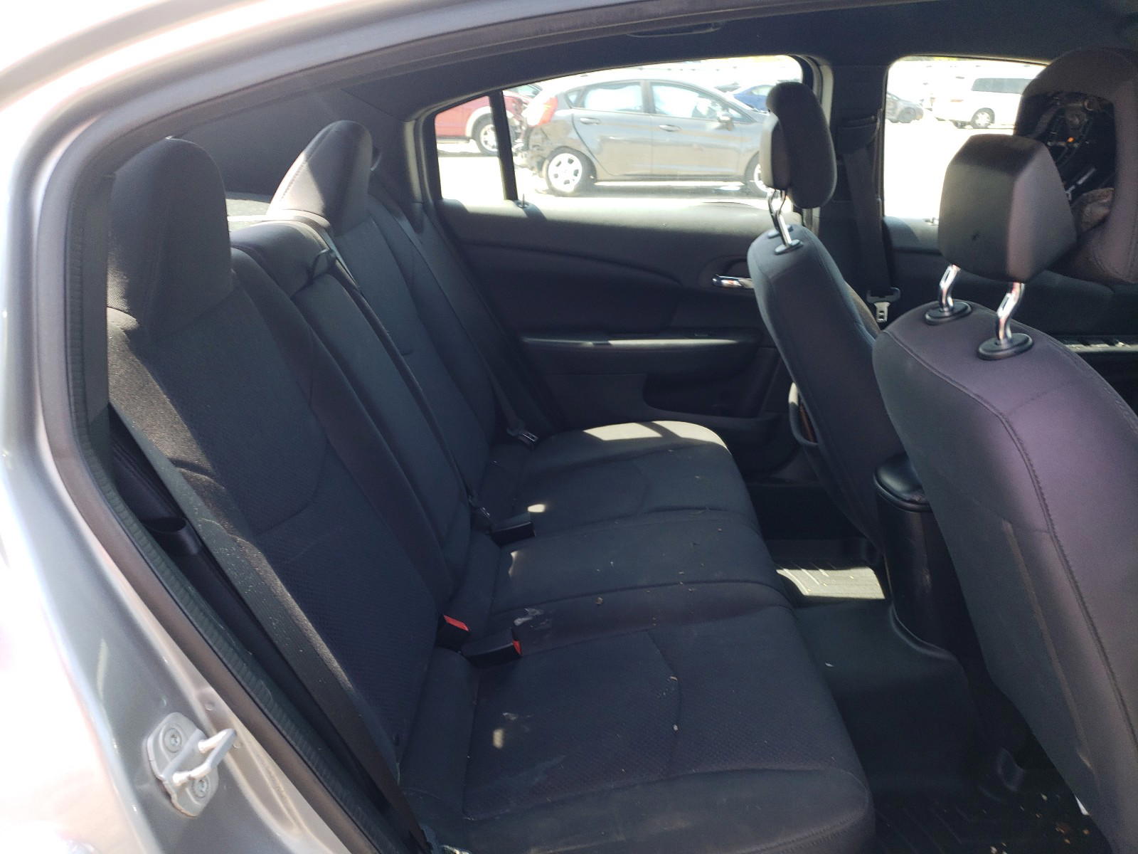 Photo 6 from auction – 2013 CHRYSLER 200 LX with VIN 1C3CCBAB0DN762421