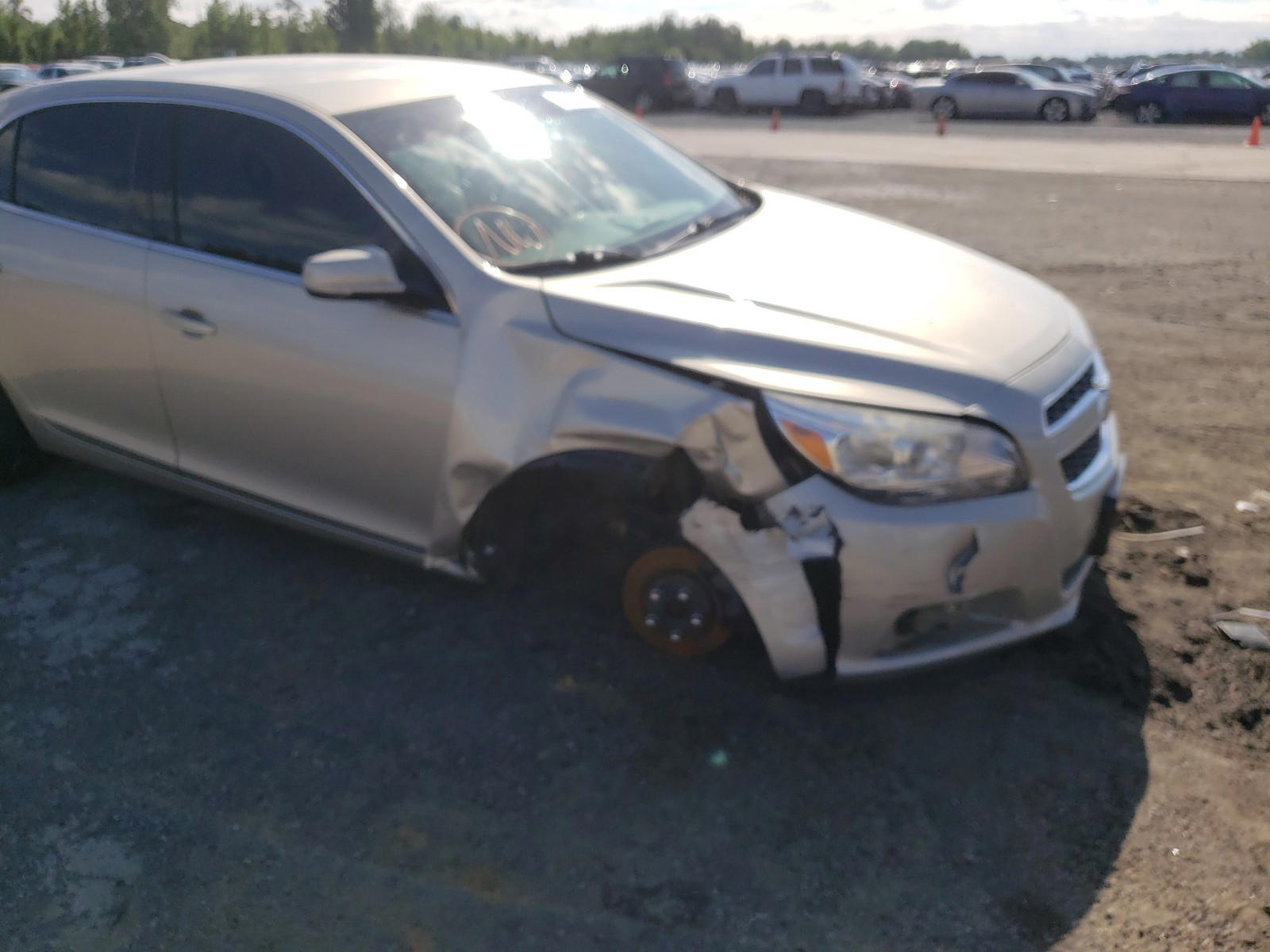 Photo 9 from auction – 2013 CHEVROLET MALIBU 2LT with VIN 1G11E5SA2DF289368