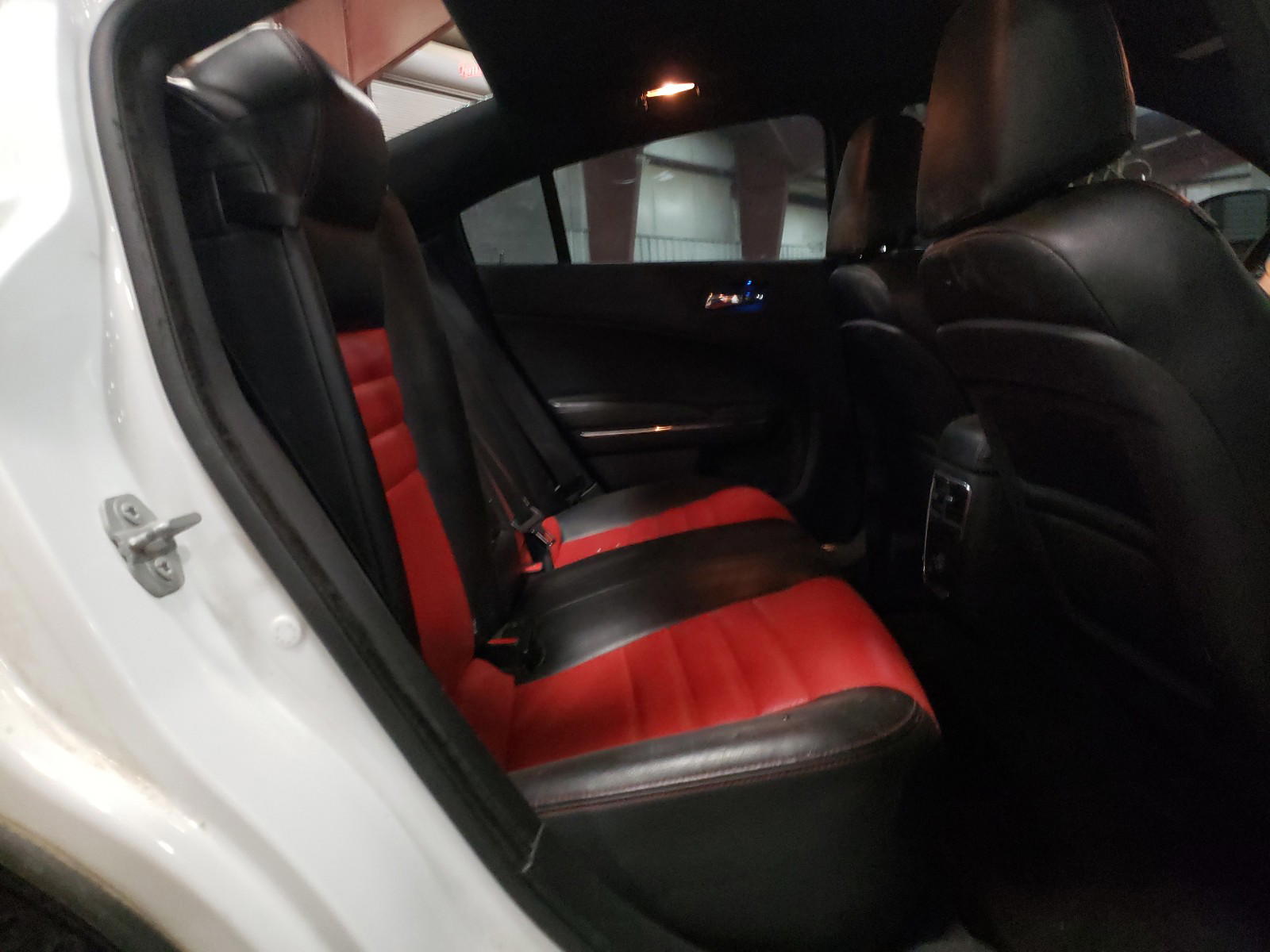 Photo 6 from auction – 2014 DODGE CHARGER SE with VIN 2C3CDXBG9EH350027