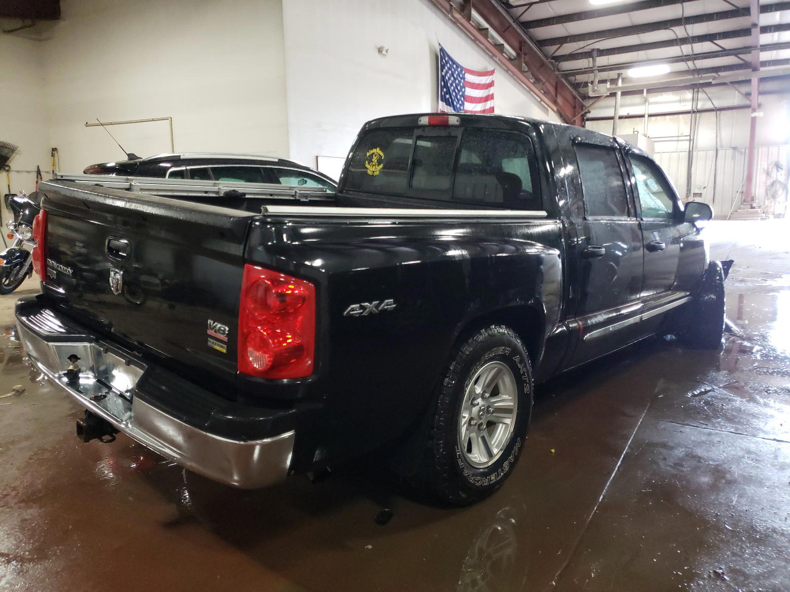 Photo 4 from auction – 2008 DODGE DAKOTA CAP with VIN 1D7HW58N28S602564