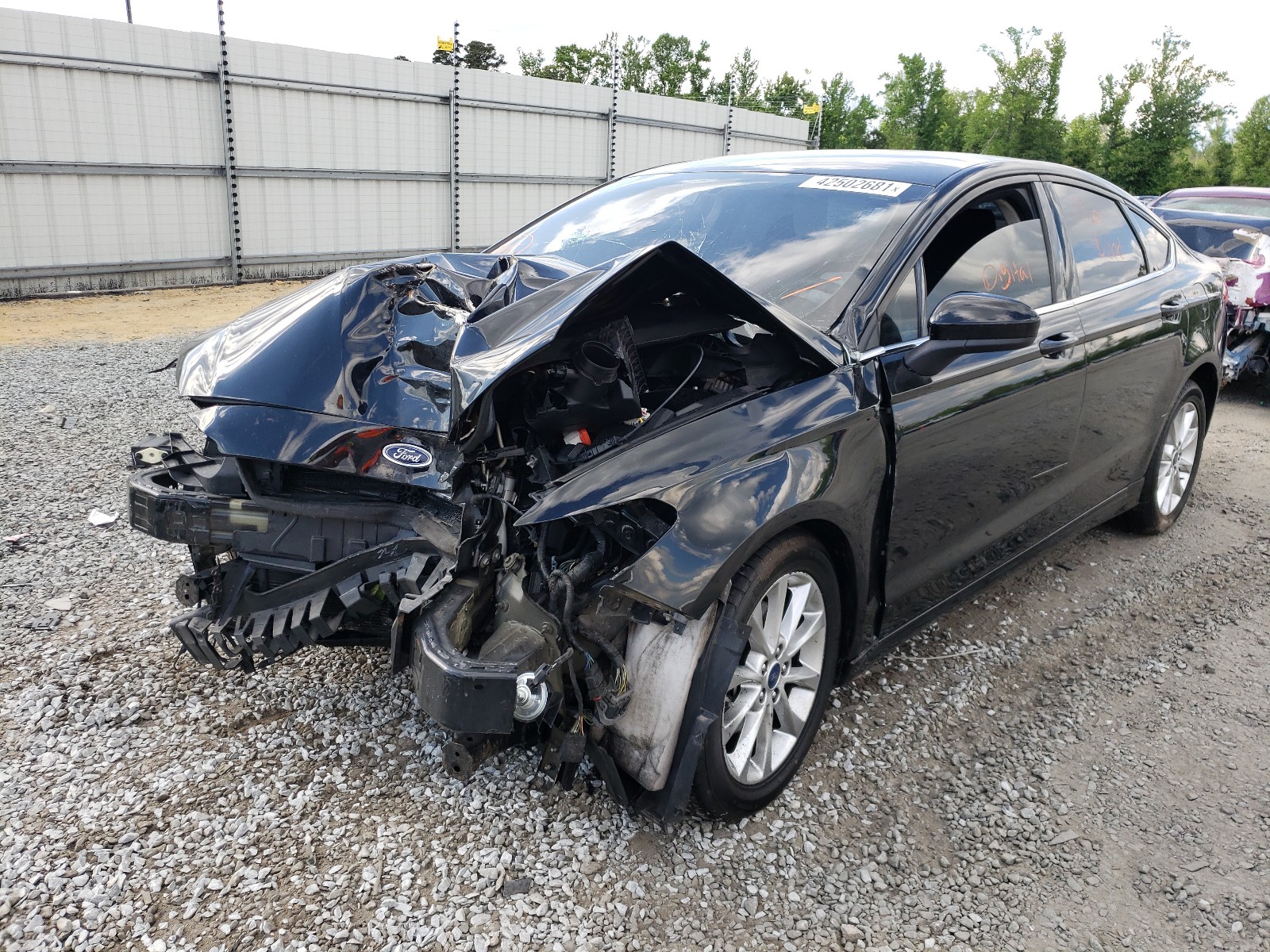 Photo 2 from auction – 2017 FORD FUSION SE with VIN 3FA6P0HD4HR153303