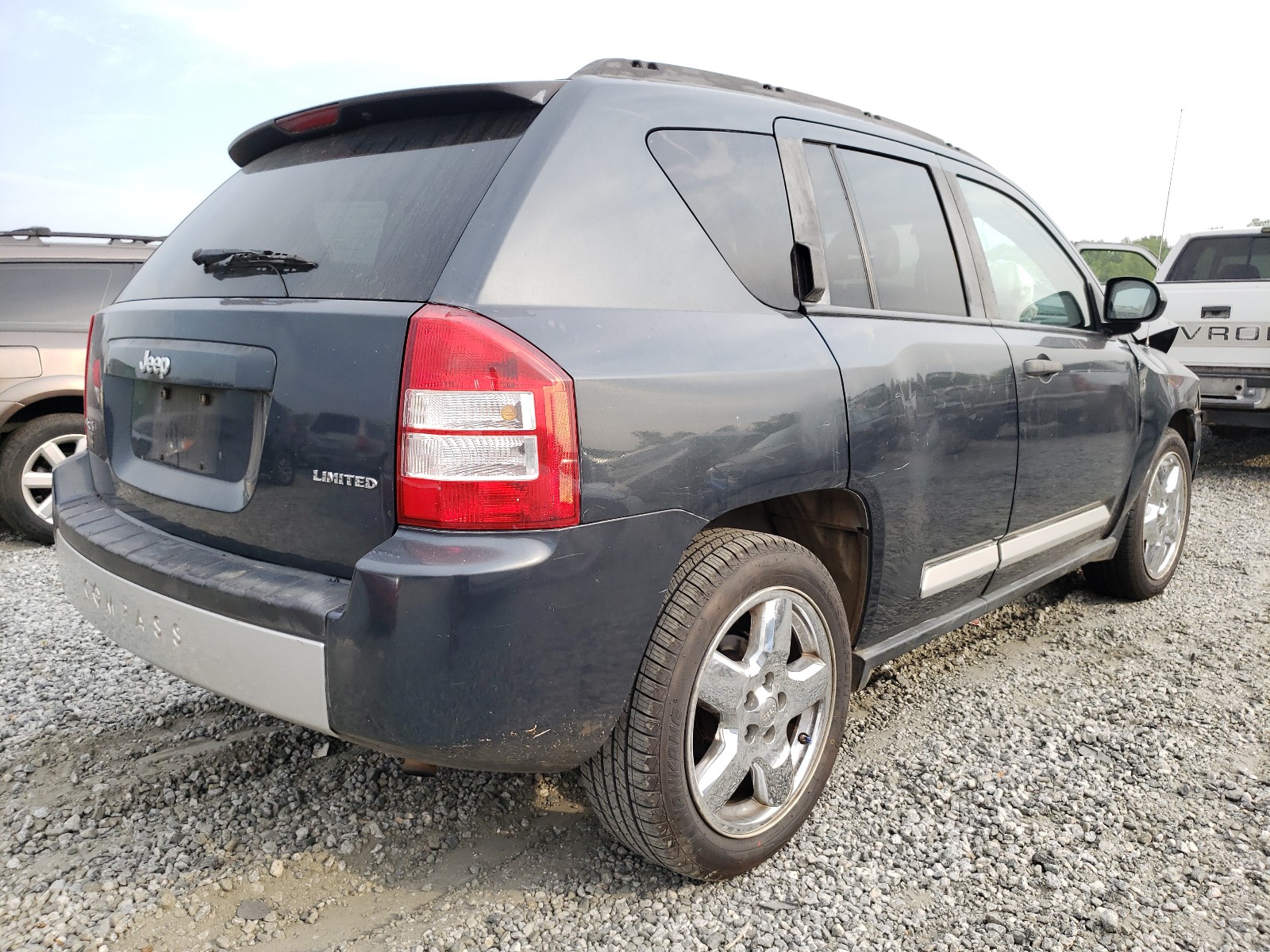 Foto 4 de la subasta – 2007 JEEP COMPASS LI con VIN 1J8FF57W67D144003
