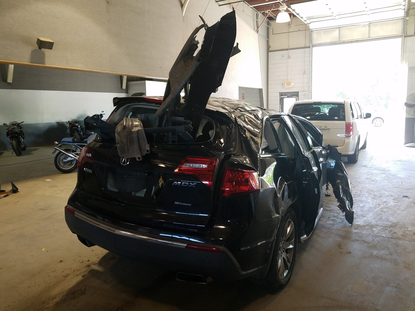Photo 4 from auction – 2011 ACURA MDX ADVANC with VIN 2HNYD2H73BH532078