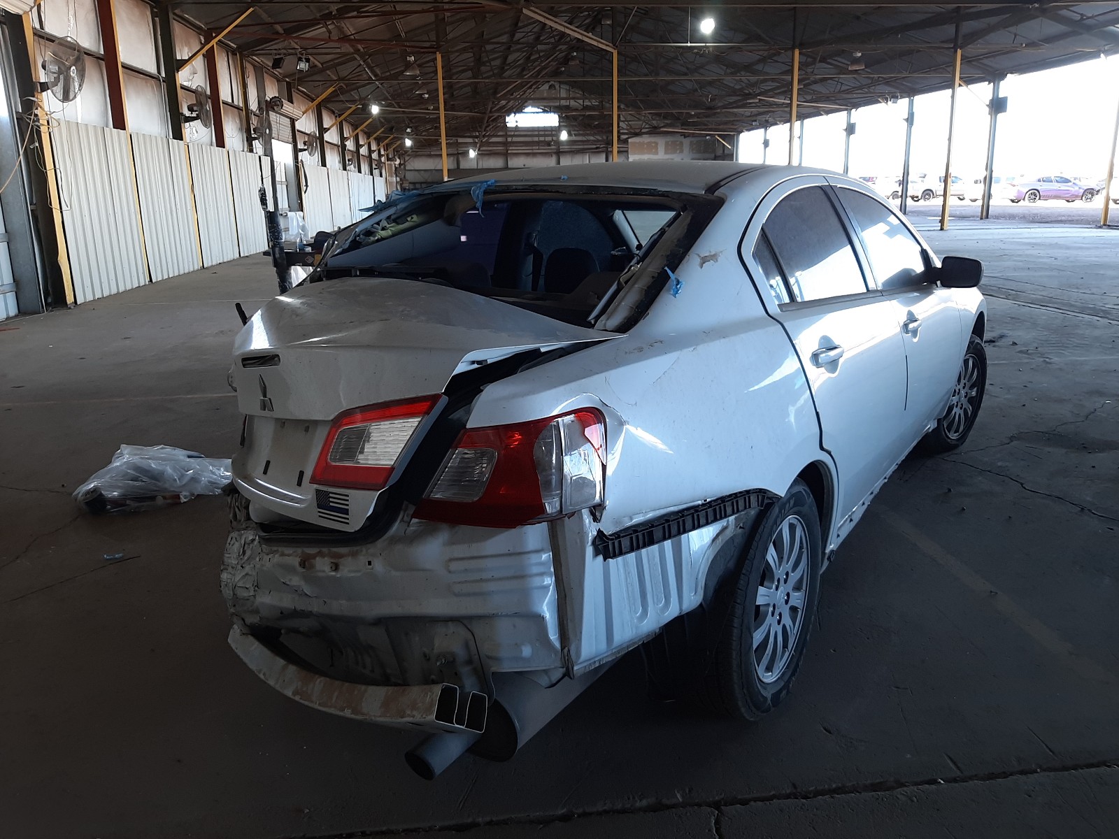 Photo 4 from auction – 2010 MITSUBISHI GALANT FE with VIN 4A32B2FF3AE018228