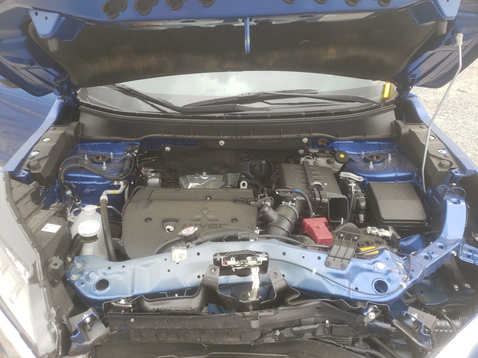 Photo 7 from auction – 2021 MITSUBISHI OUTLANDER with VIN JA4APUAU8MU005173
