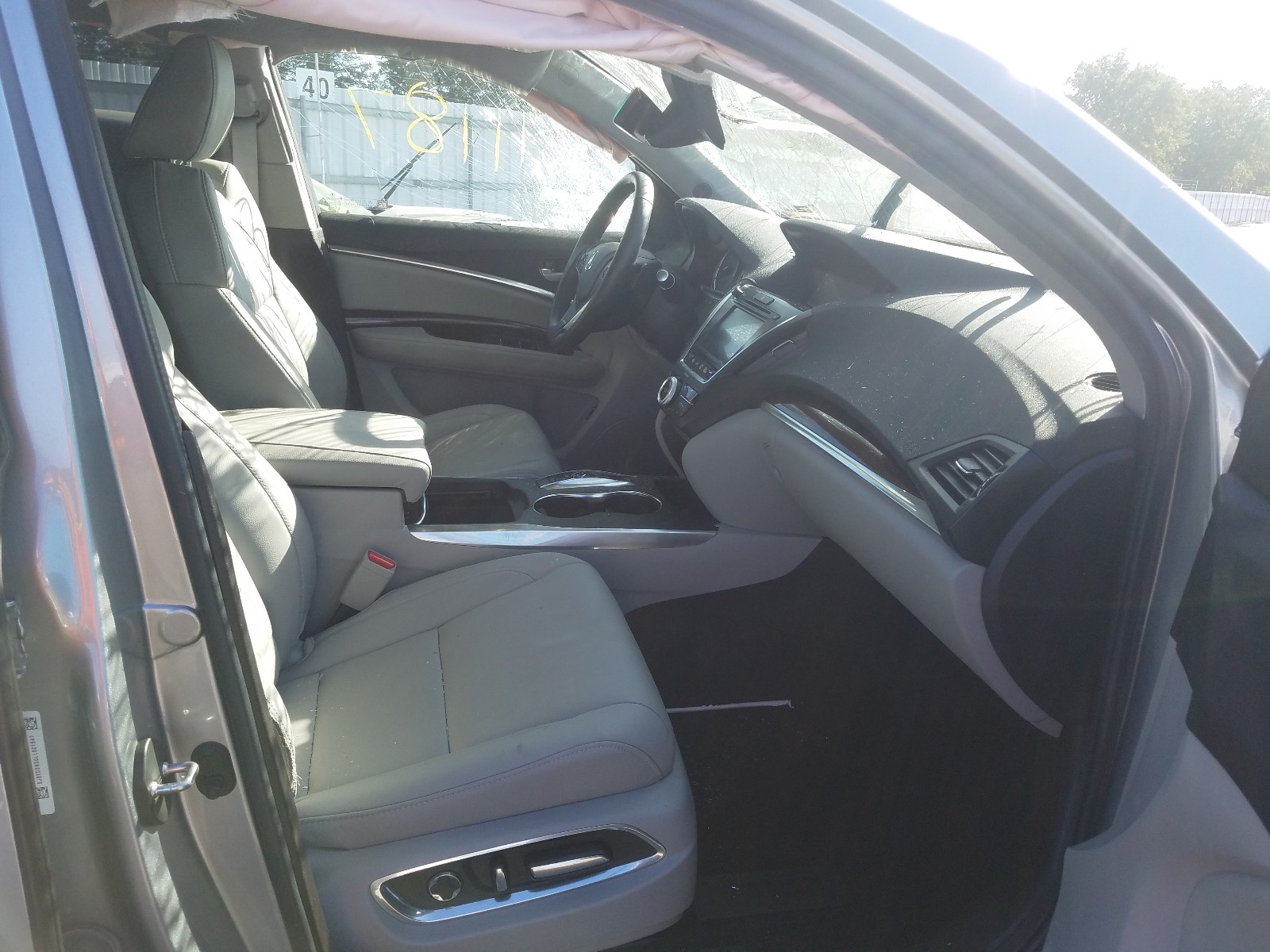 Photo 5 from auction – 2020 ACURA MDX with VIN 5J8YD3H30LL001547