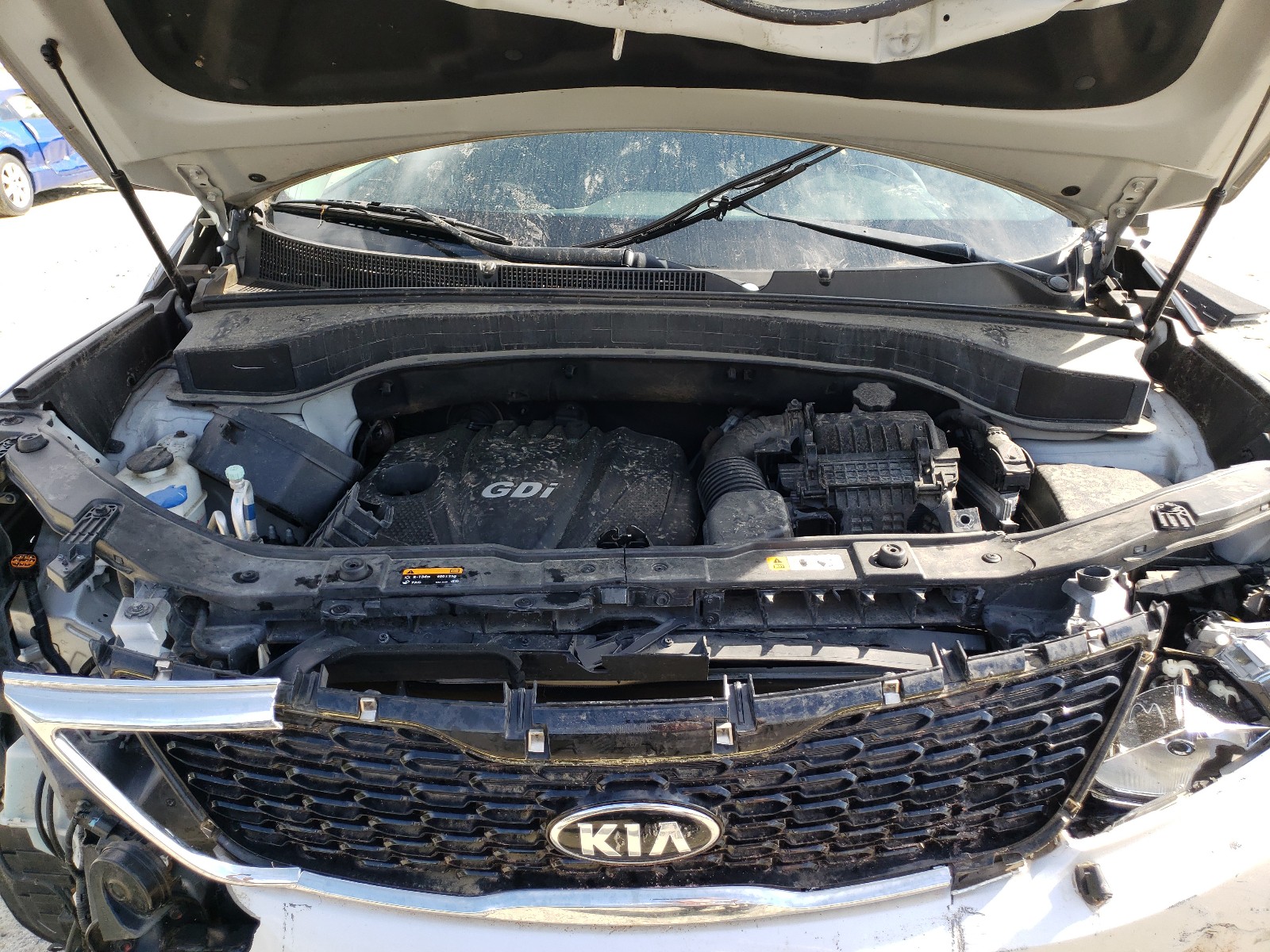Photo 7 from auction – 2014 KIA SORENTO LX with VIN 5XYKT3A69EG507162