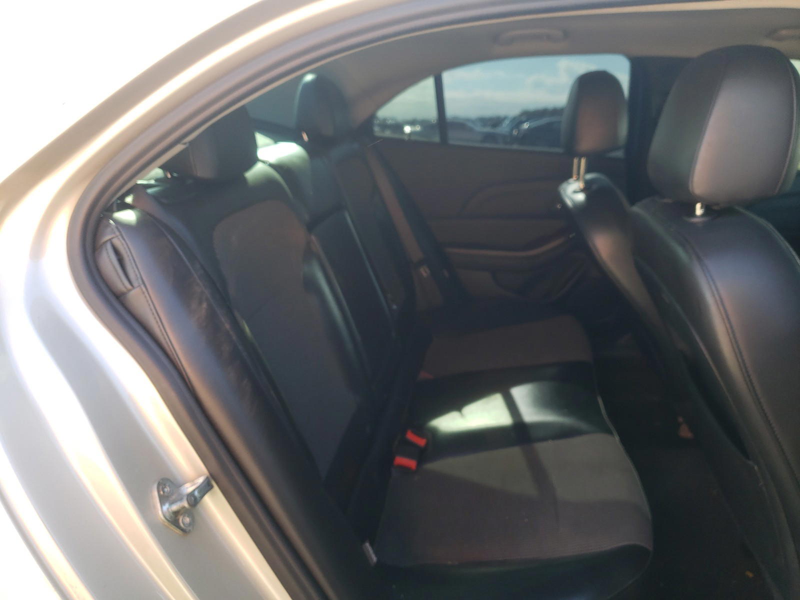 Photo 6 from auction – 2013 CHEVROLET MALIBU 2LT with VIN 1G11E5SA2DF289368