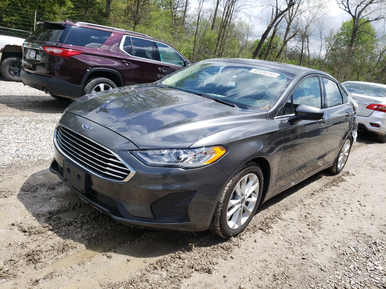 Photo 2 from auction – 2020 FORD FUSION SE with VIN 3FA6P0LU0LR163374
