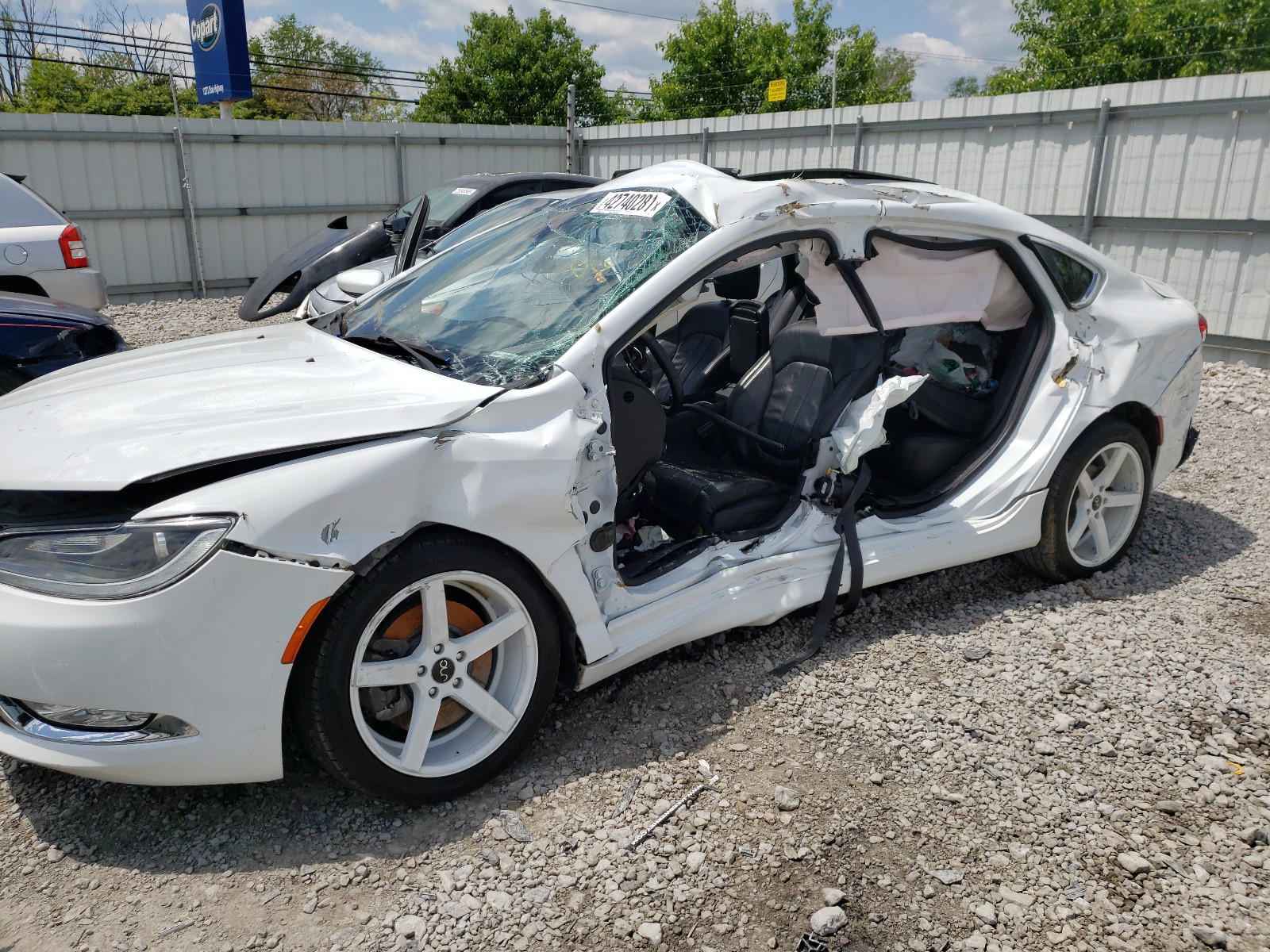 Photo 9 from auction – 2015 CHRYSLER 200 C with VIN 1C3CCCEG1FN727644
