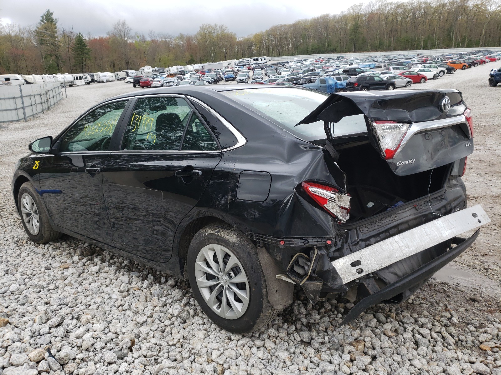 Photo 3 from auction – 2017 TOYOTA CAMRY LE with VIN 4T1BF1FK3HU419384