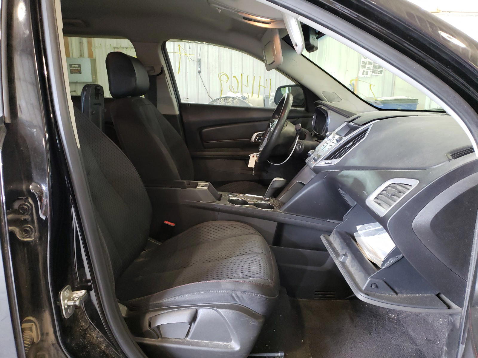 Photo 5 from auction – 2011 GMC TERRAIN SL with VIN 2CTALMEC2B6471331