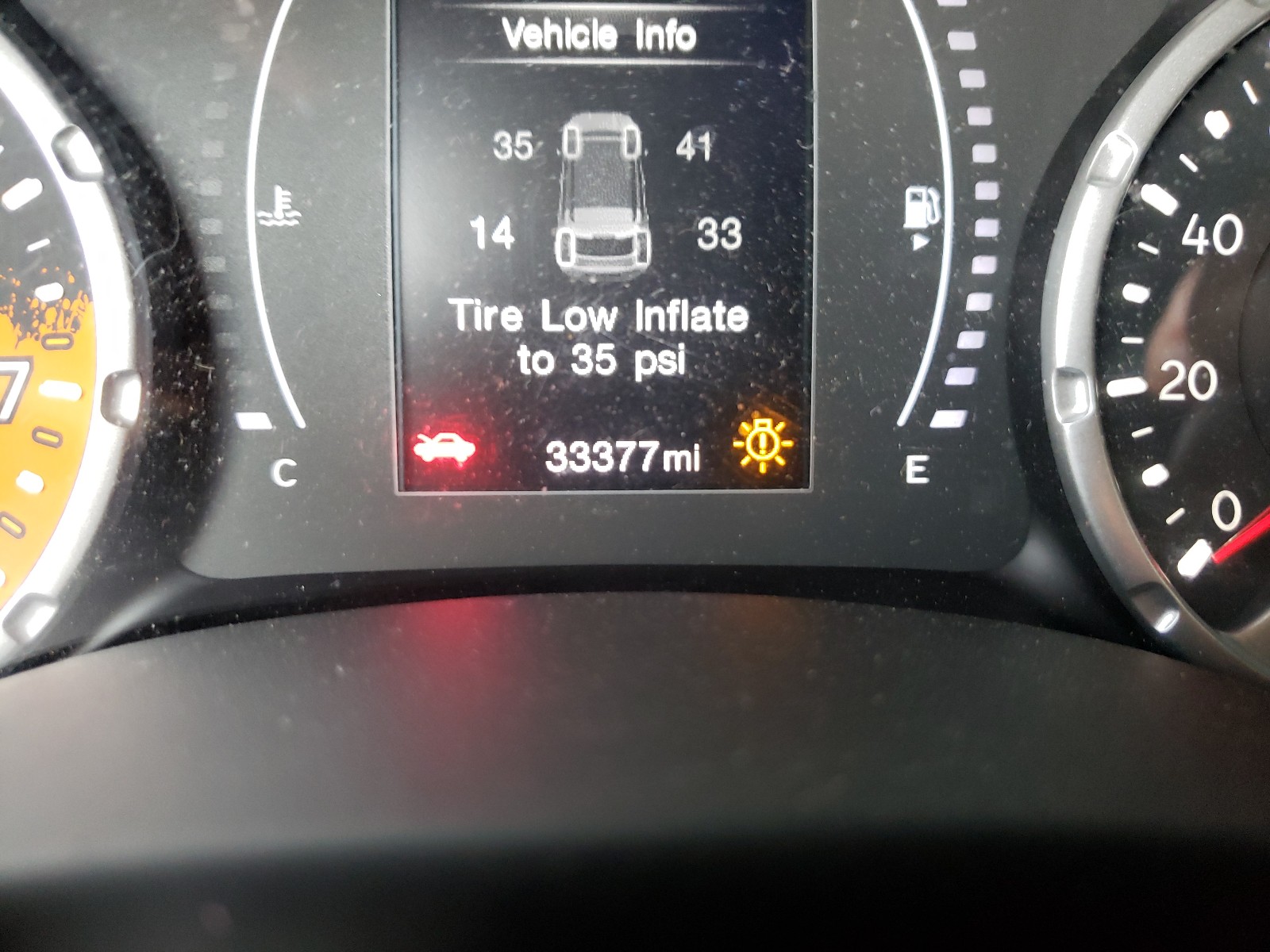 Photo 8 from auction – 2018 JEEP RENEGADE S with VIN ZACCJBAB3JPH58707