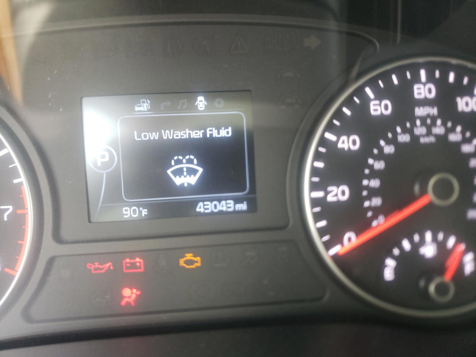 Photo 8 from auction – 2016 KIA OPTIMA EX with VIN 5XXGU4L37GG013000
