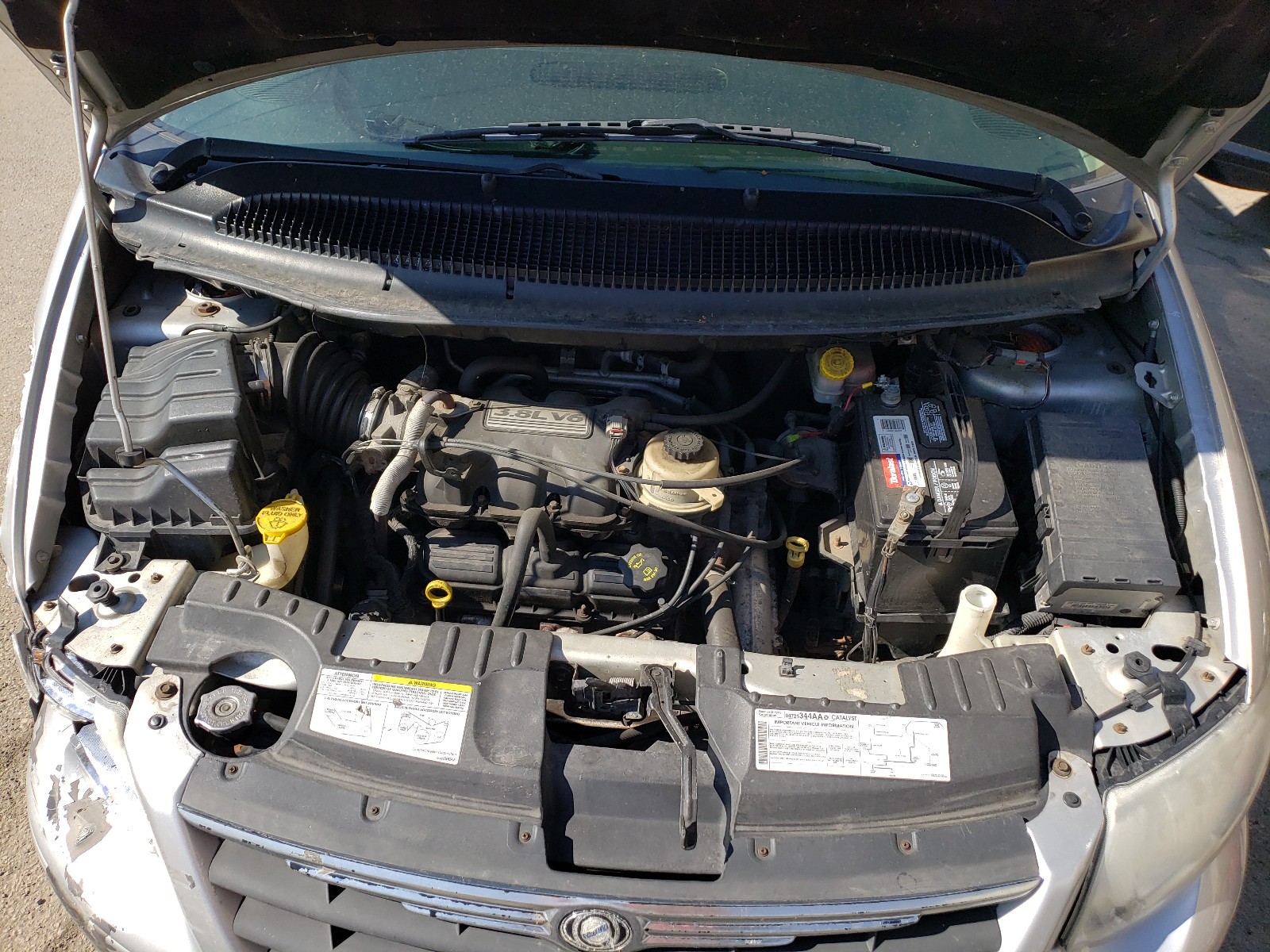 Photo 7 from auction – 2005 CHRYSLER TOWN & COU with VIN 2C4GP54L25R249666