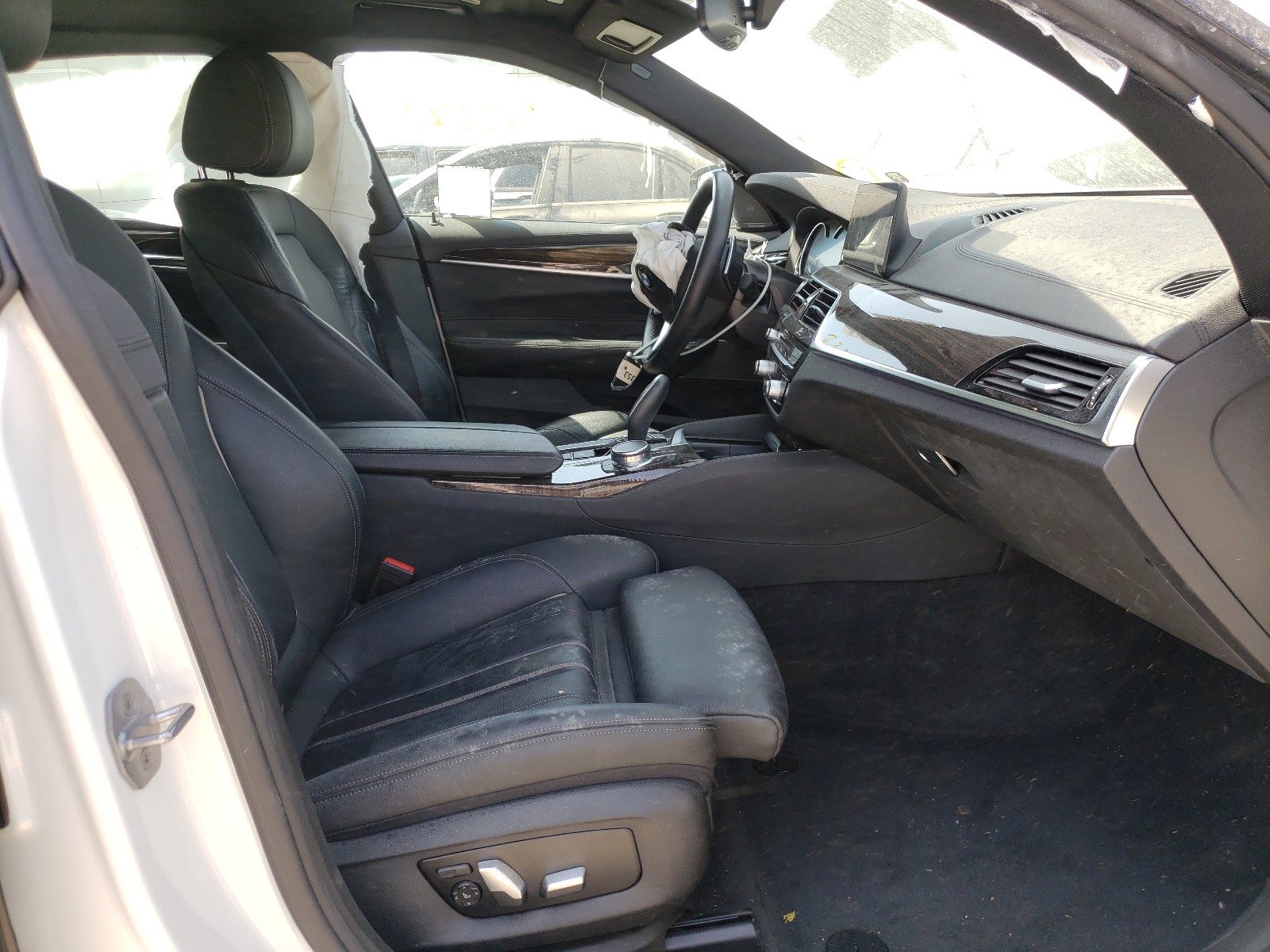 Photo 5 from auction – 2018 BMW 640 XIGT with VIN WBAJV6C58JBK07951