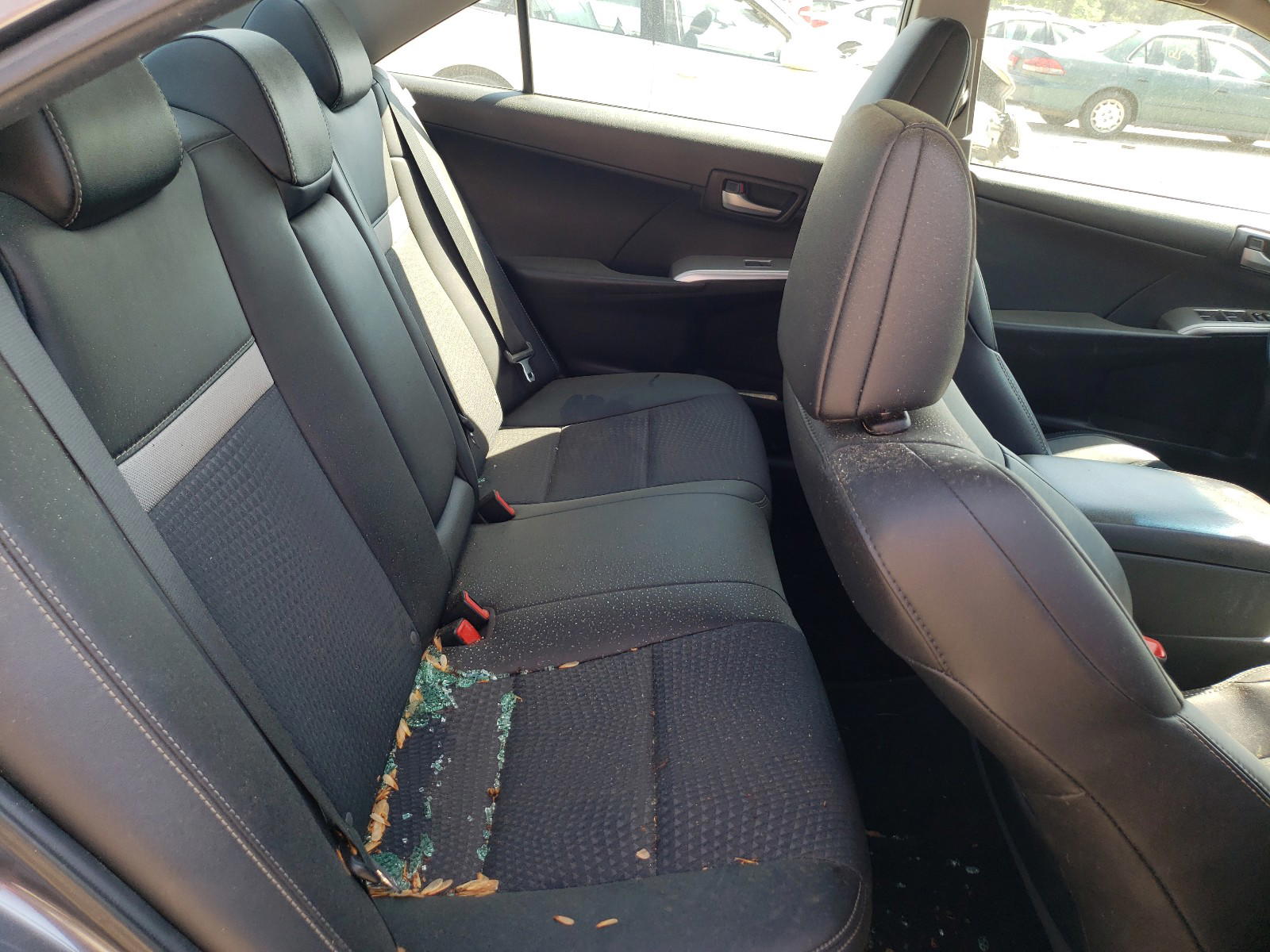 Photo 6 from auction – 2014 TOYOTA CAMRY with VIN 4T1BF1FK4EU322285