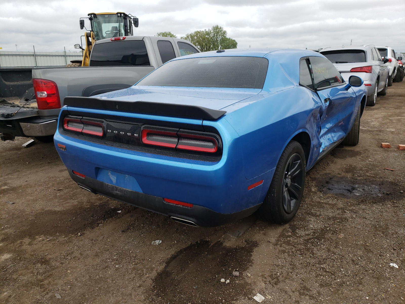 Photo 4 from auction – 2019 DODGE CHALLENGER with VIN 2C3CDZAG1KH677532