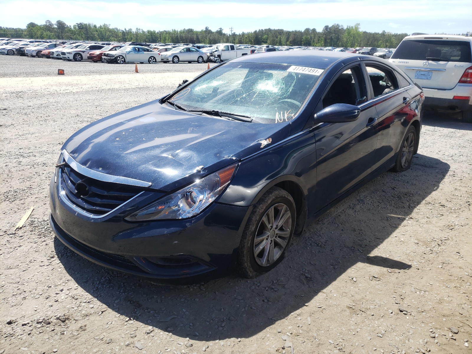 Photo 2 from auction – 2011 HYUNDAI SONATA GLS with VIN 5NPEB4AC3BH176868