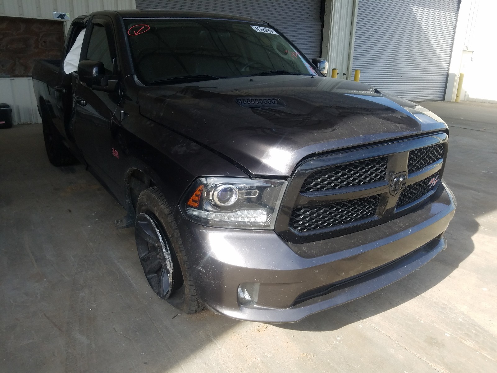Photo 1 from auction – 2017 RAM 1500 SPORT with VIN 1C6RR6HT0HS622247