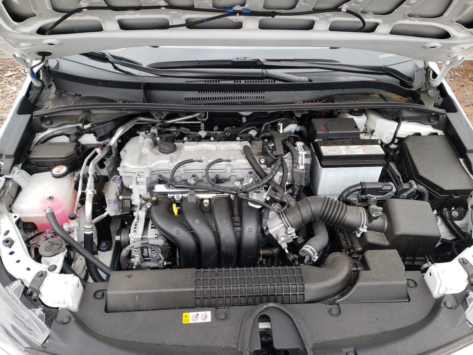 Photo 7 from auction – 2020 TOYOTA COROLLA LE with VIN 5YFEPRAE0LP072584