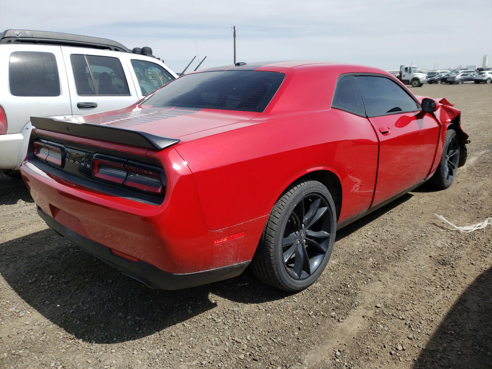 Photo 4 from auction – 2017 DODGE CHALLENGER with VIN 2C3CDZAG5HH619271
