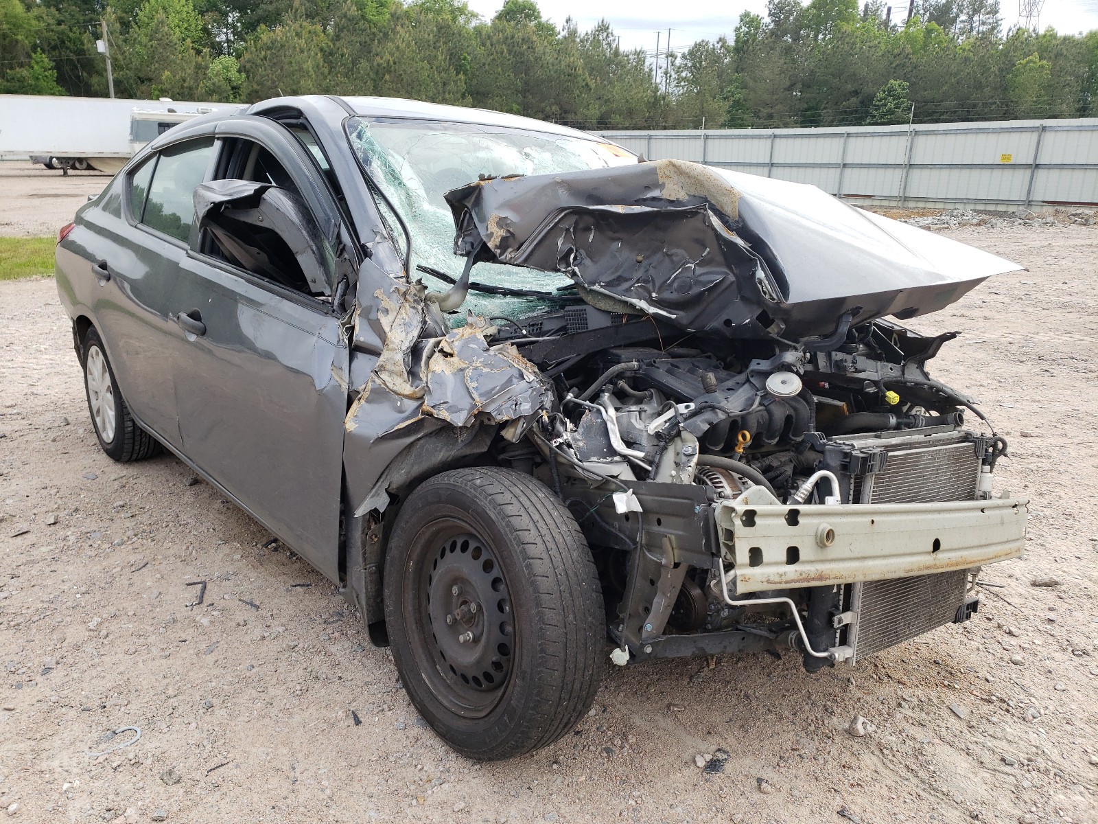 Photo 1 from auction – 2018 NISSAN VERSA S with VIN 3N1CN7AP8JL801320