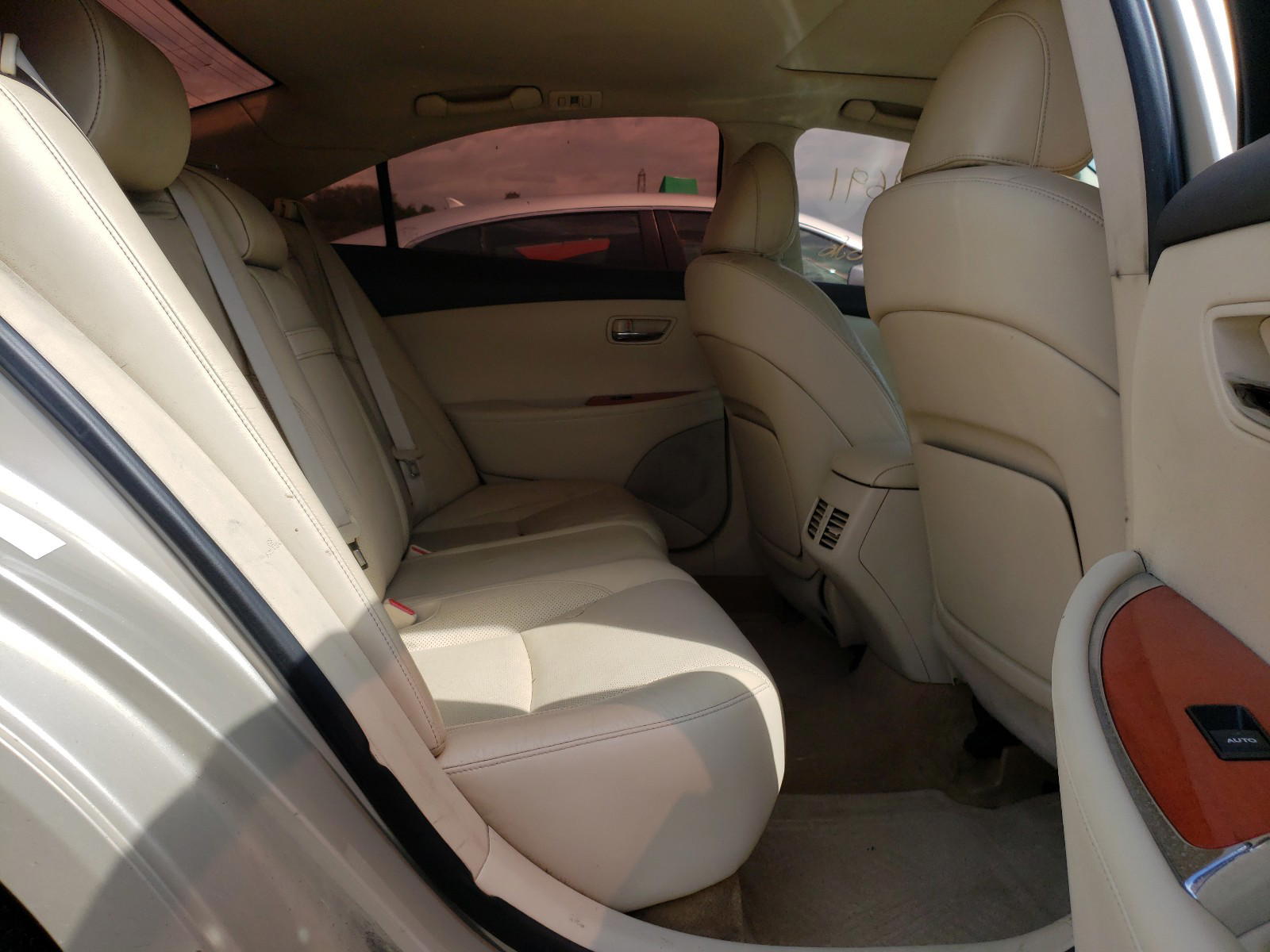 Photo 6 from auction – 2011 LEXUS ES 350 with VIN JTHBK1EG0B2428879