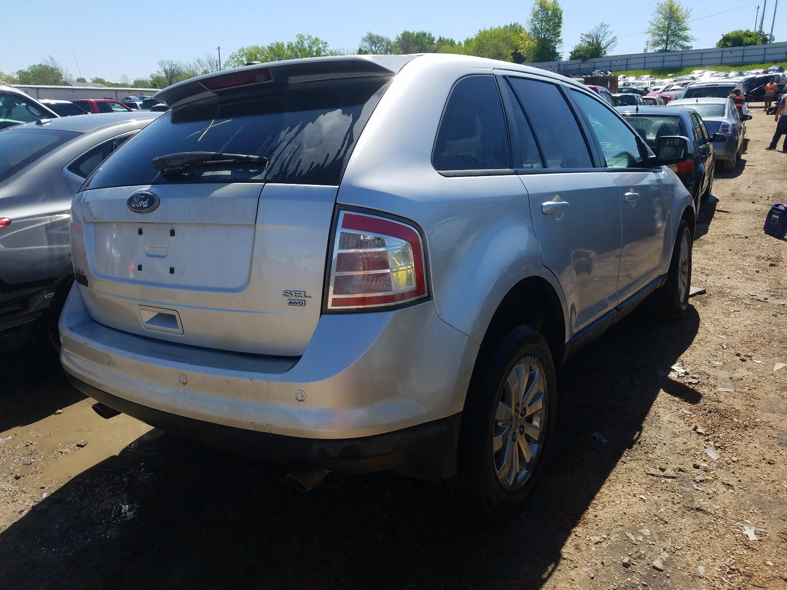 Photo 4 from auction – 2010 FORD EDGE SEL with VIN 2FMDK4JC7ABB69097