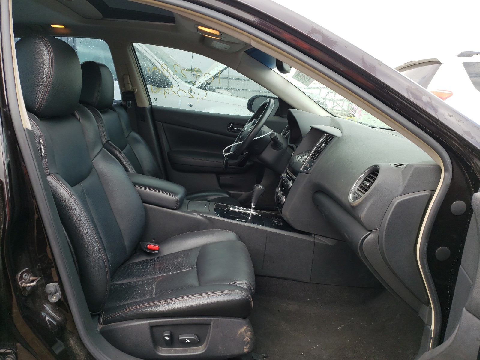Photo 5 from auction – 2010 NISSAN MAXIMA S with VIN 1N4AA5AP7AC873051
