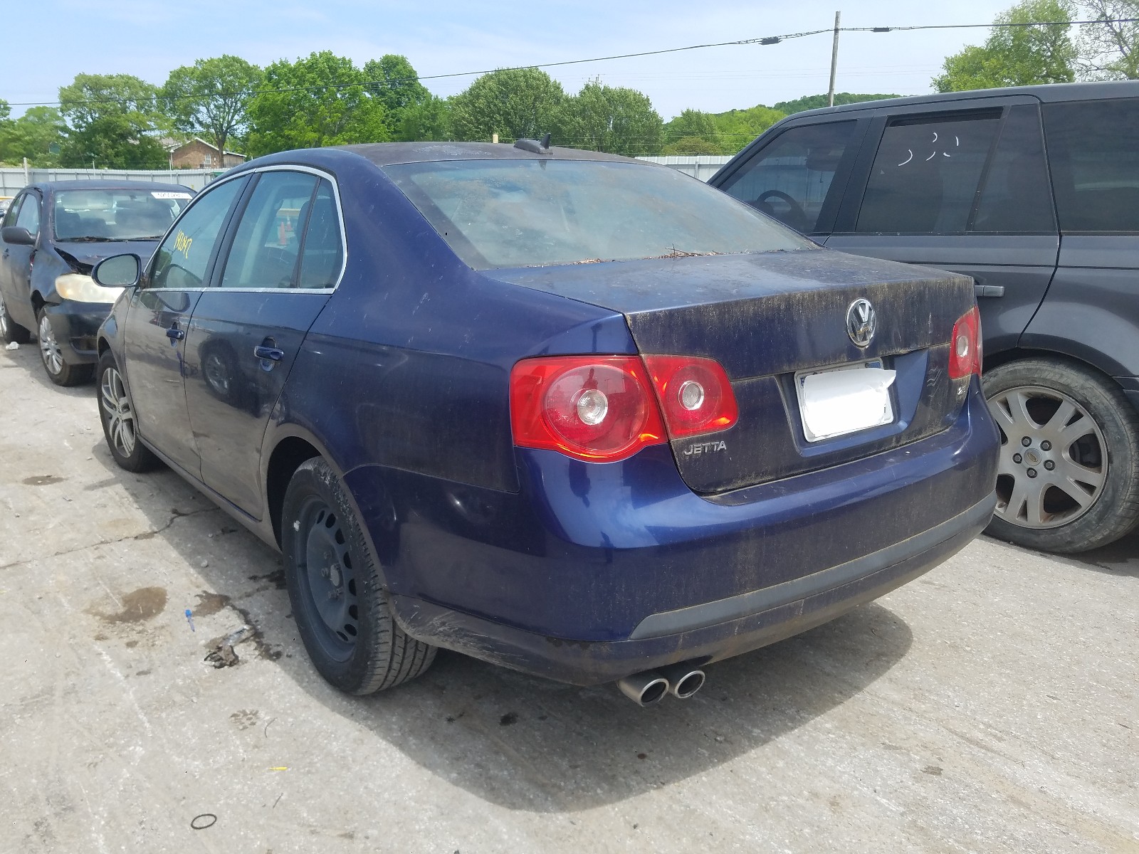 Photo 3 from auction – 2006 VOLKSWAGEN JETTA 2.5 with VIN 3VWSF71KX6M702569