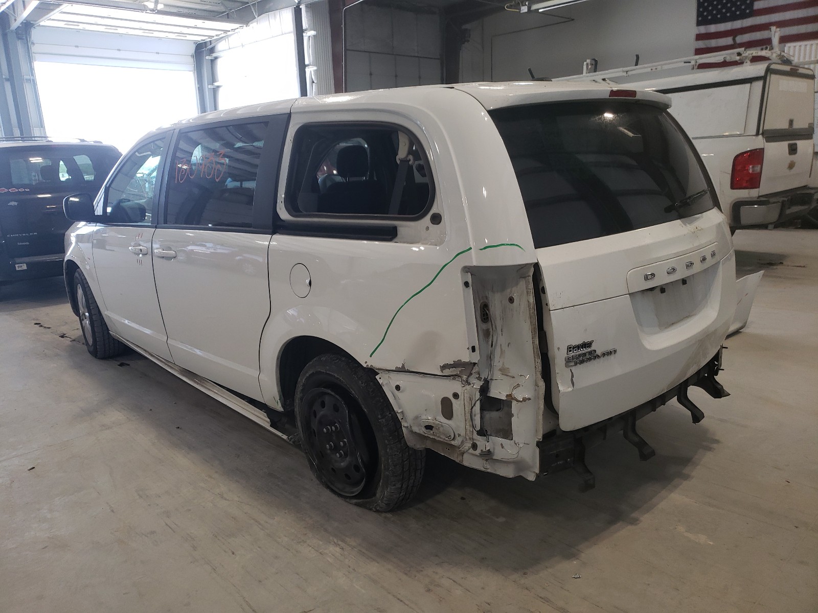 Photo 3 from auction – 2018 DODGE GRAND CARA with VIN 2C4RDGBG6JR176685