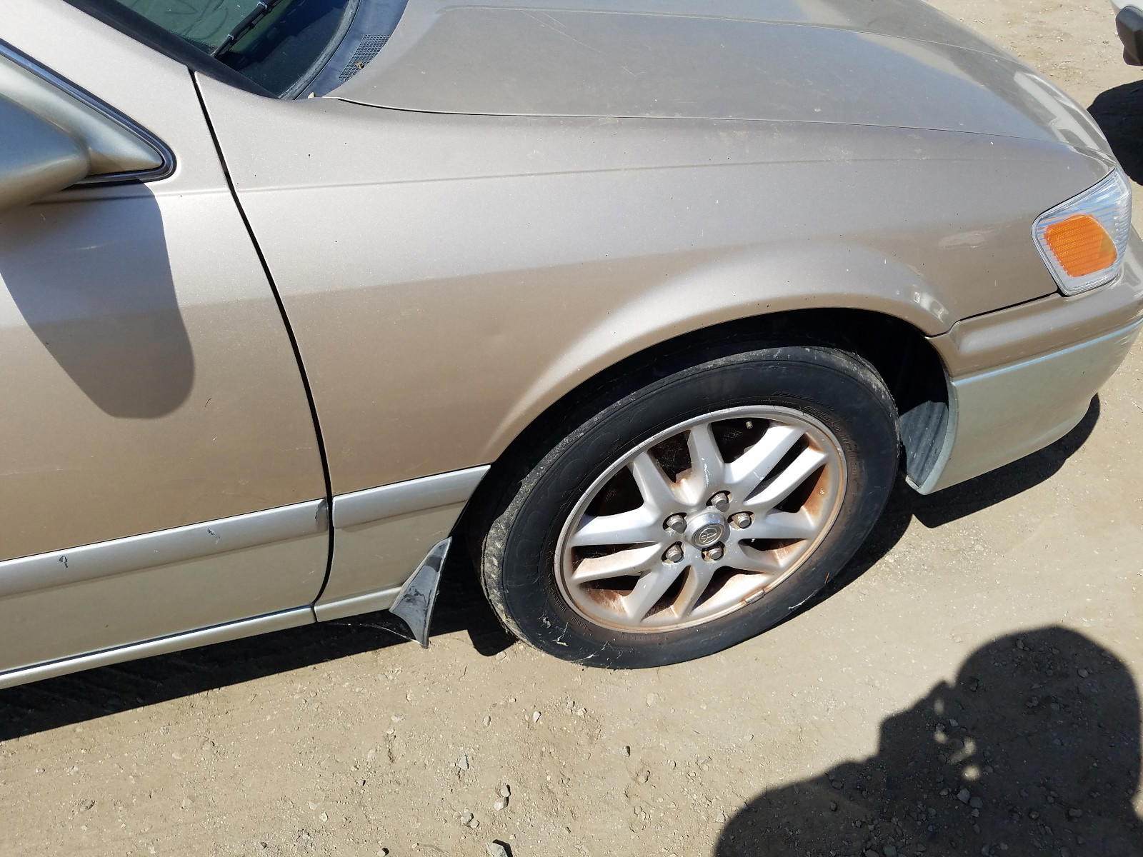 Photo 9 from auction – 2001 TOYOTA CAMRY CE with VIN JT2BF22K310318142