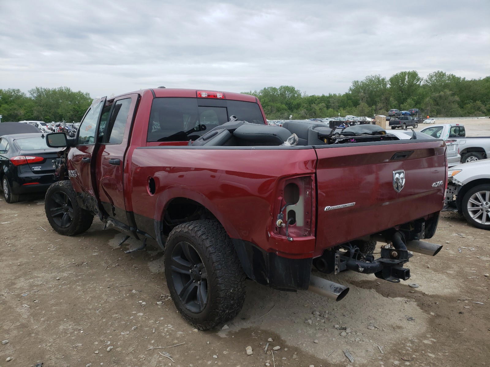 Photo 3 from auction – 2014 RAM 1500 SLT with VIN 1C6RR7GTXES425587